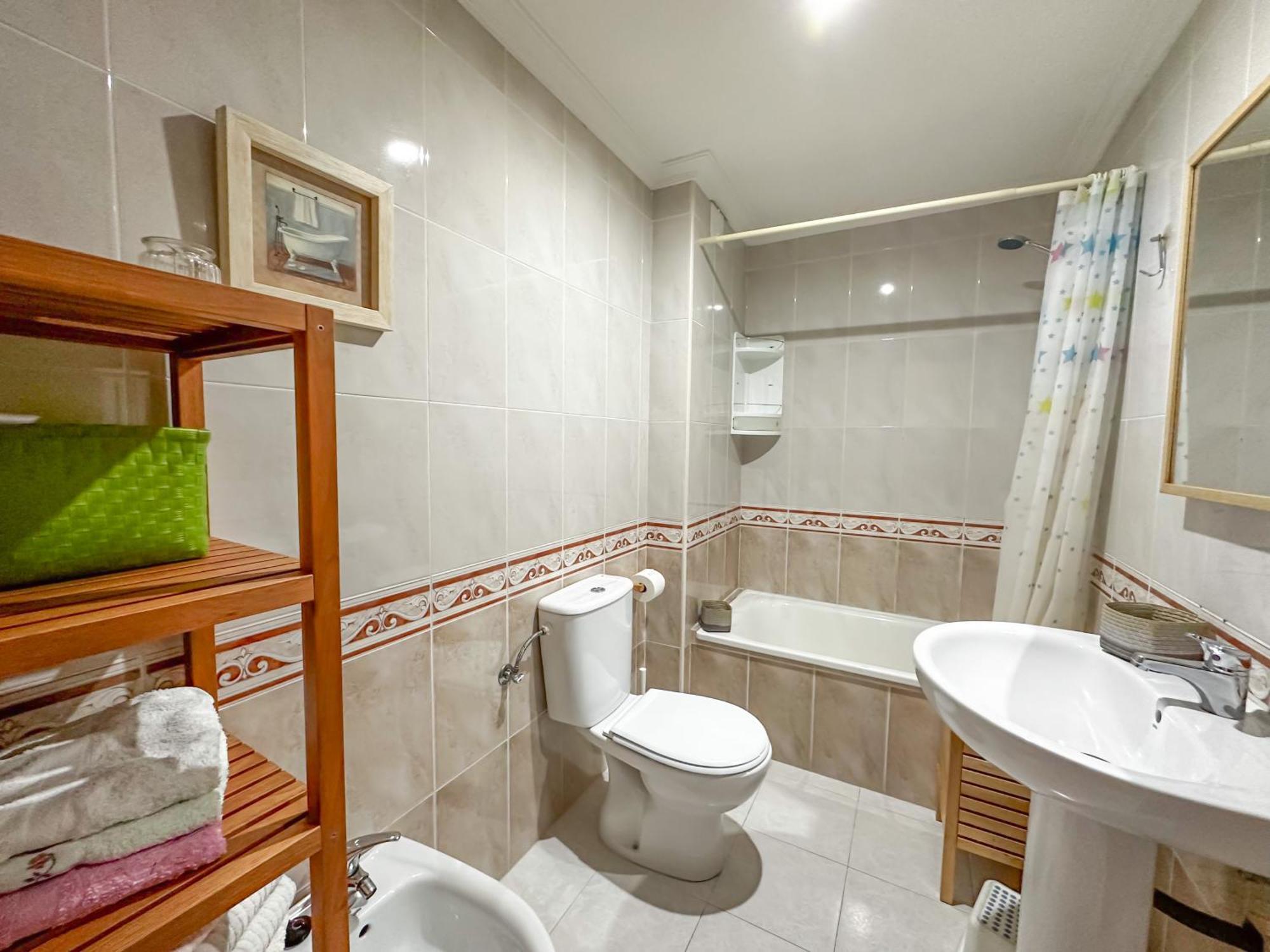 או גרובה Apartamento Completo, Amplio, Muy Iluminado Y Con Plaza De Garaje Incluida. מראה חיצוני תמונה