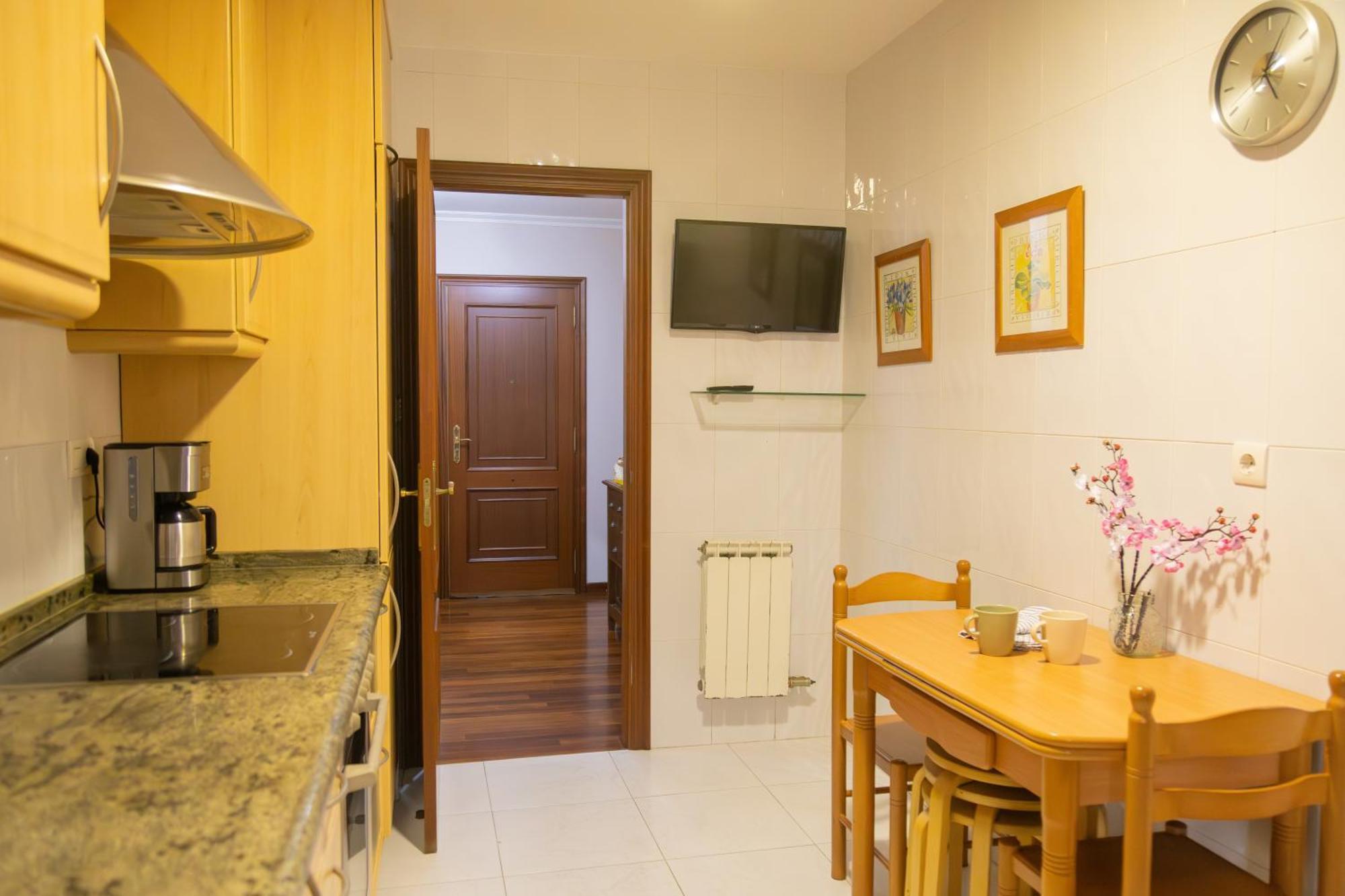 או גרובה Apartamento Completo, Amplio, Muy Iluminado Y Con Plaza De Garaje Incluida. מראה חיצוני תמונה