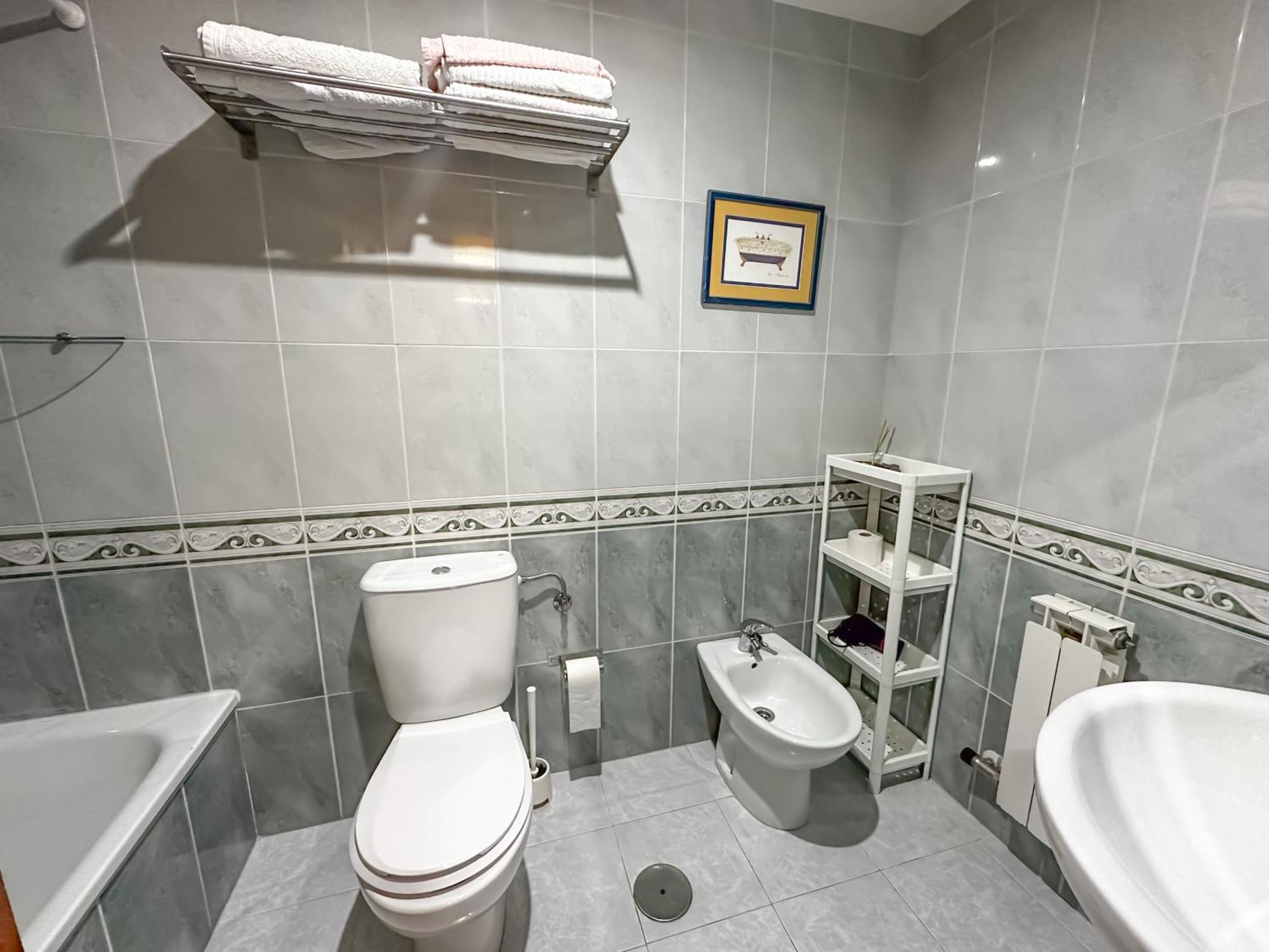 או גרובה Apartamento Completo, Amplio, Muy Iluminado Y Con Plaza De Garaje Incluida. מראה חיצוני תמונה