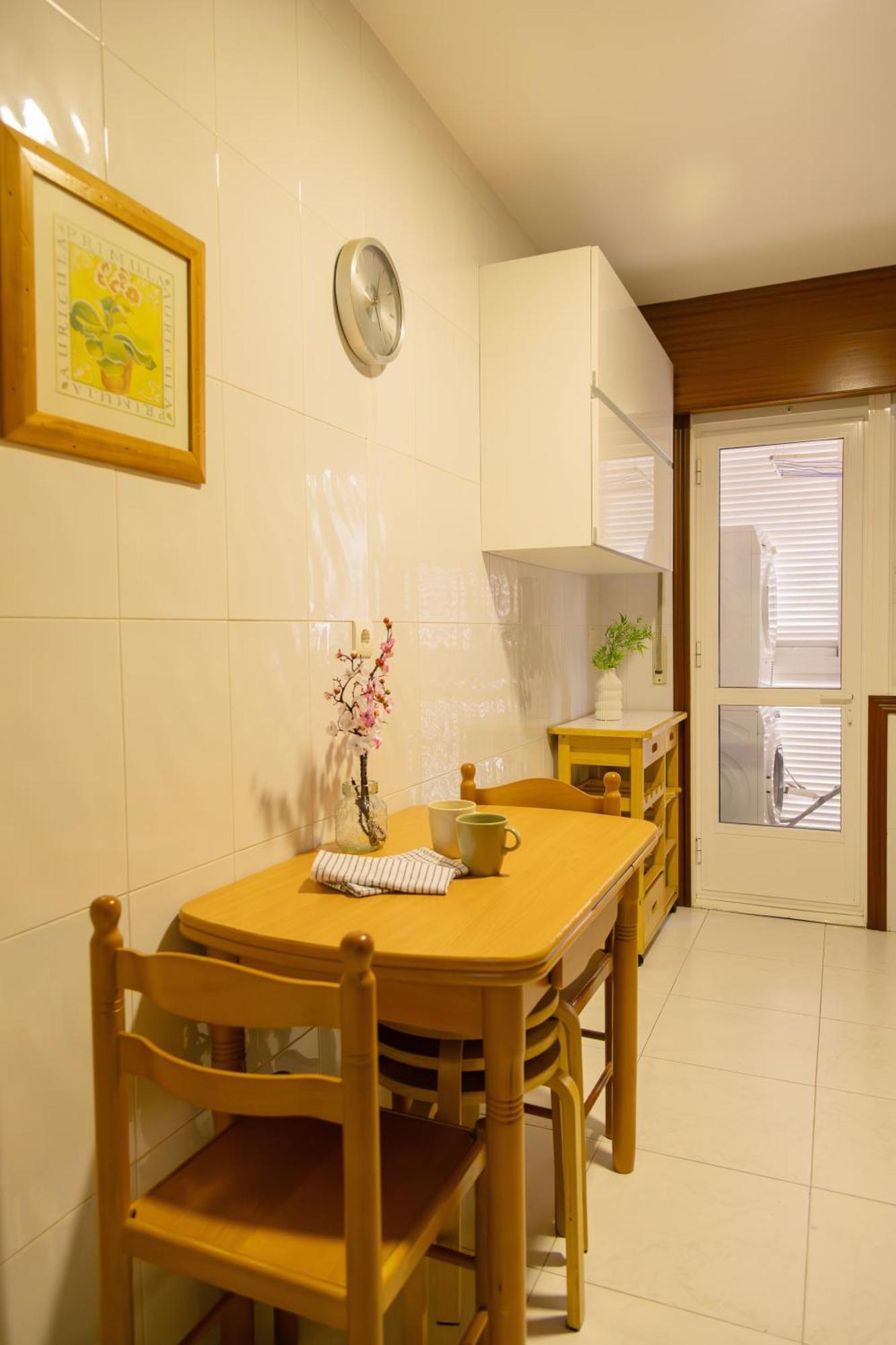 או גרובה Apartamento Completo, Amplio, Muy Iluminado Y Con Plaza De Garaje Incluida. מראה חיצוני תמונה