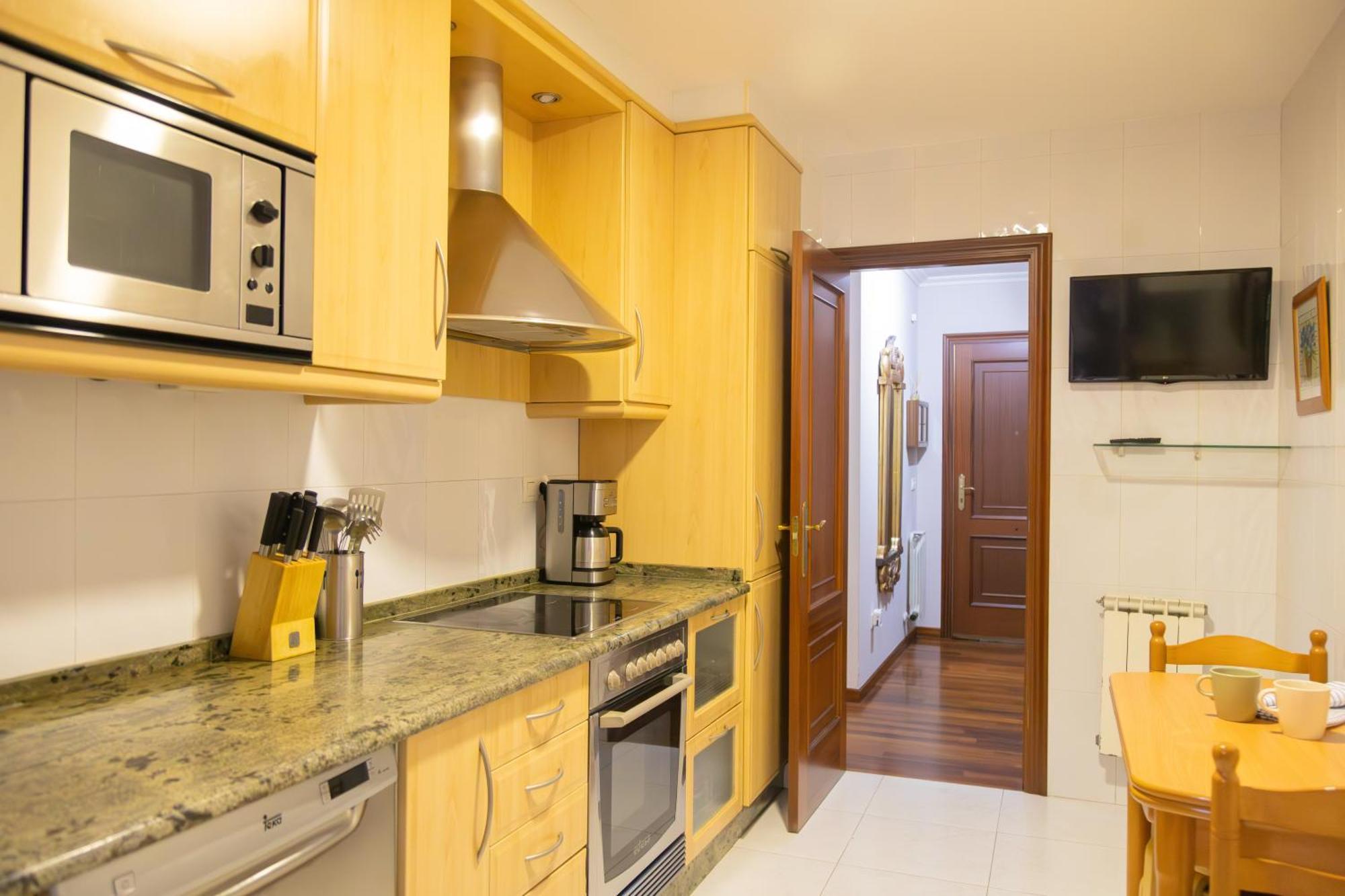 או גרובה Apartamento Completo, Amplio, Muy Iluminado Y Con Plaza De Garaje Incluida. מראה חיצוני תמונה