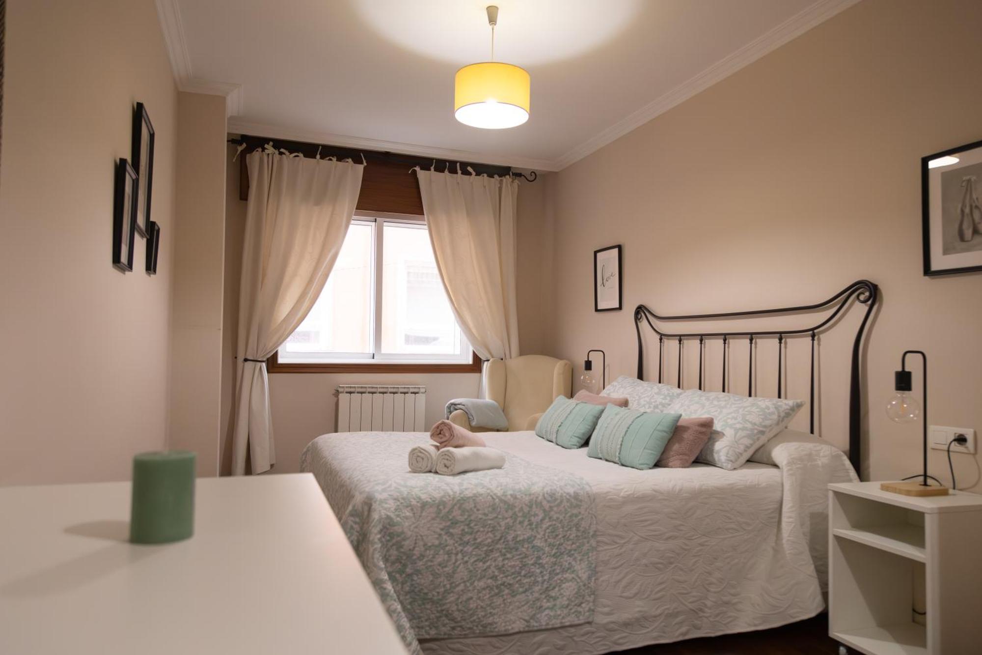 או גרובה Apartamento Completo, Amplio, Muy Iluminado Y Con Plaza De Garaje Incluida. מראה חיצוני תמונה