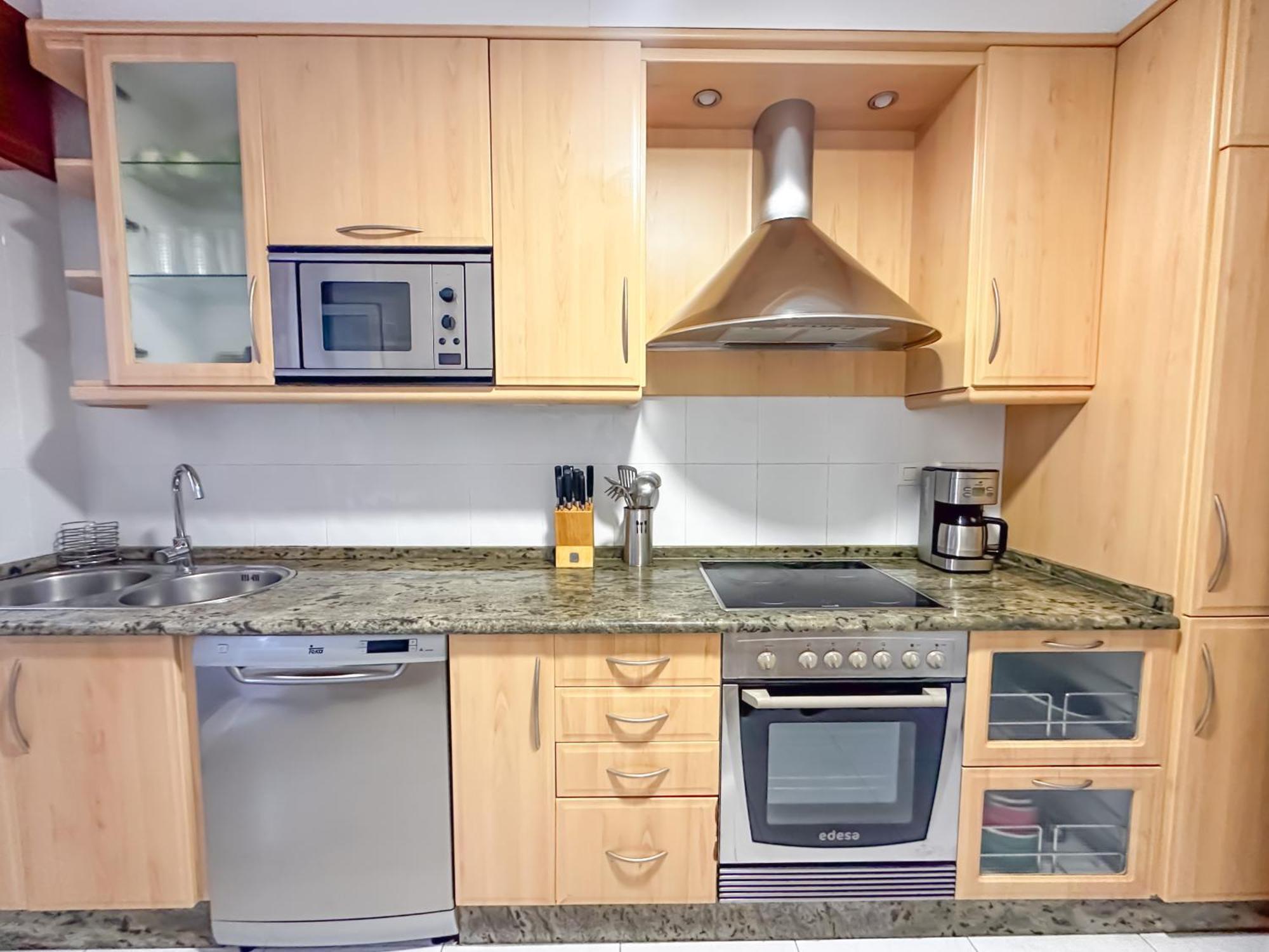 או גרובה Apartamento Completo, Amplio, Muy Iluminado Y Con Plaza De Garaje Incluida. מראה חיצוני תמונה