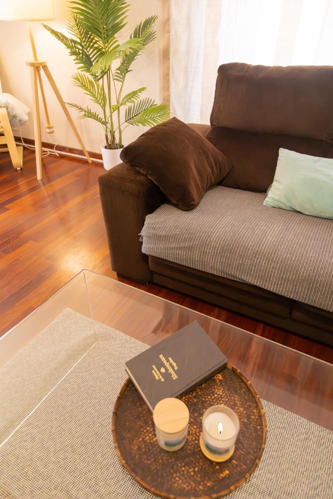 או גרובה Apartamento Completo, Amplio, Muy Iluminado Y Con Plaza De Garaje Incluida. מראה חיצוני תמונה