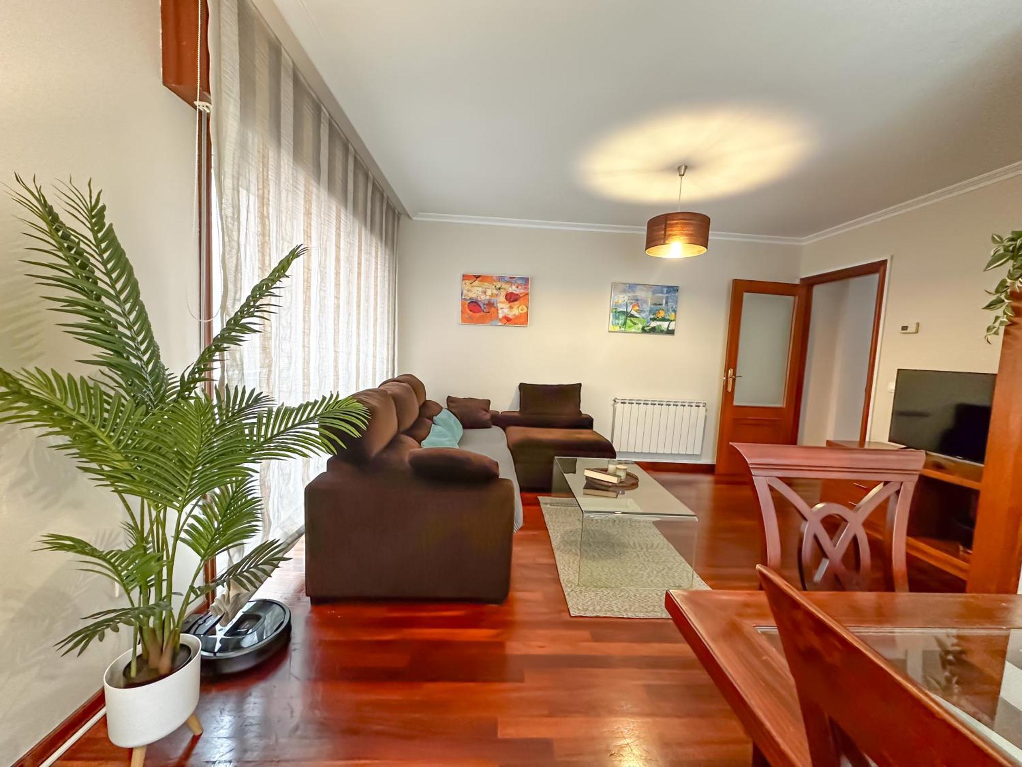 או גרובה Apartamento Completo, Amplio, Muy Iluminado Y Con Plaza De Garaje Incluida. מראה חיצוני תמונה
