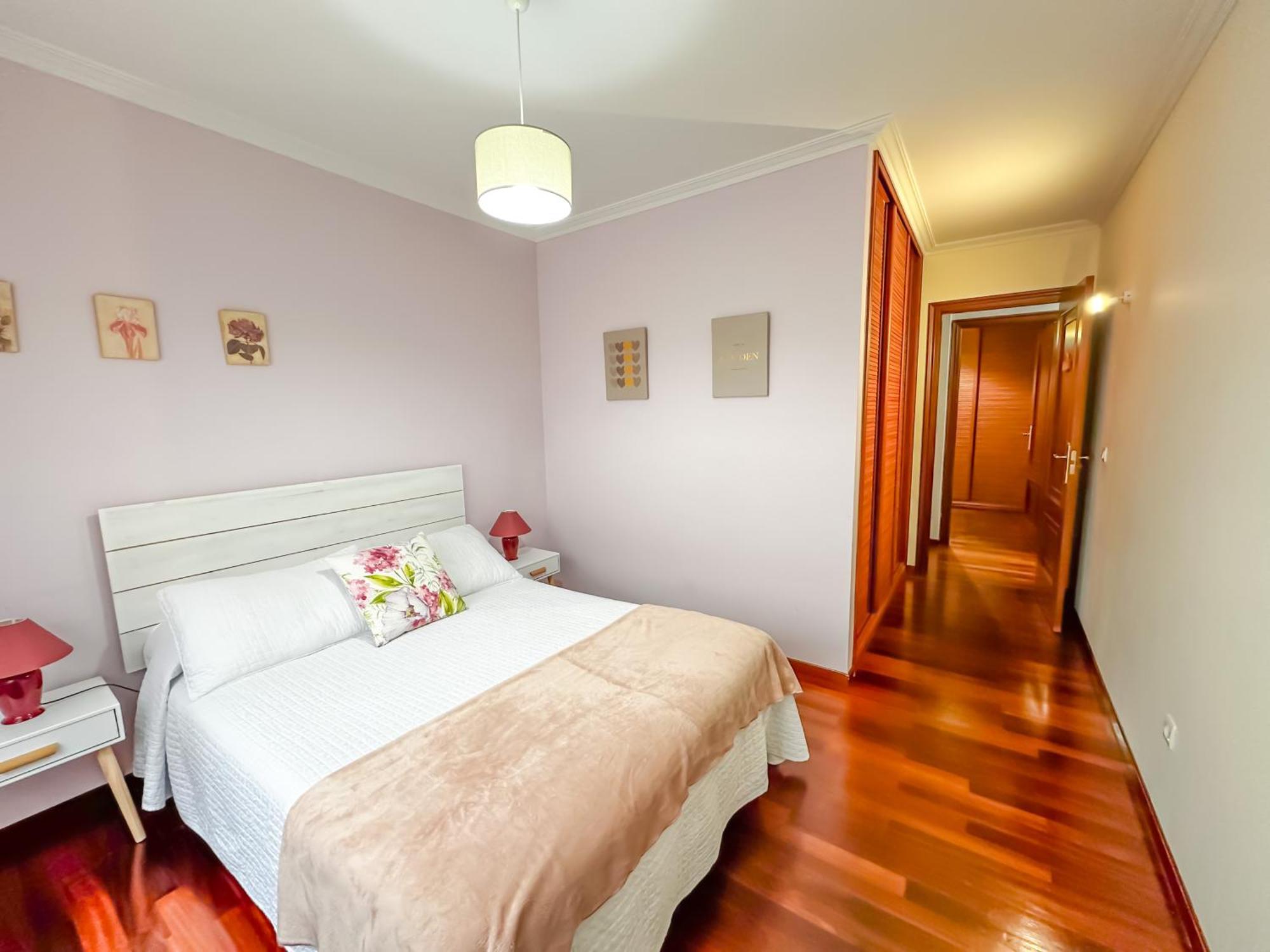 או גרובה Apartamento Completo, Amplio, Muy Iluminado Y Con Plaza De Garaje Incluida. מראה חיצוני תמונה